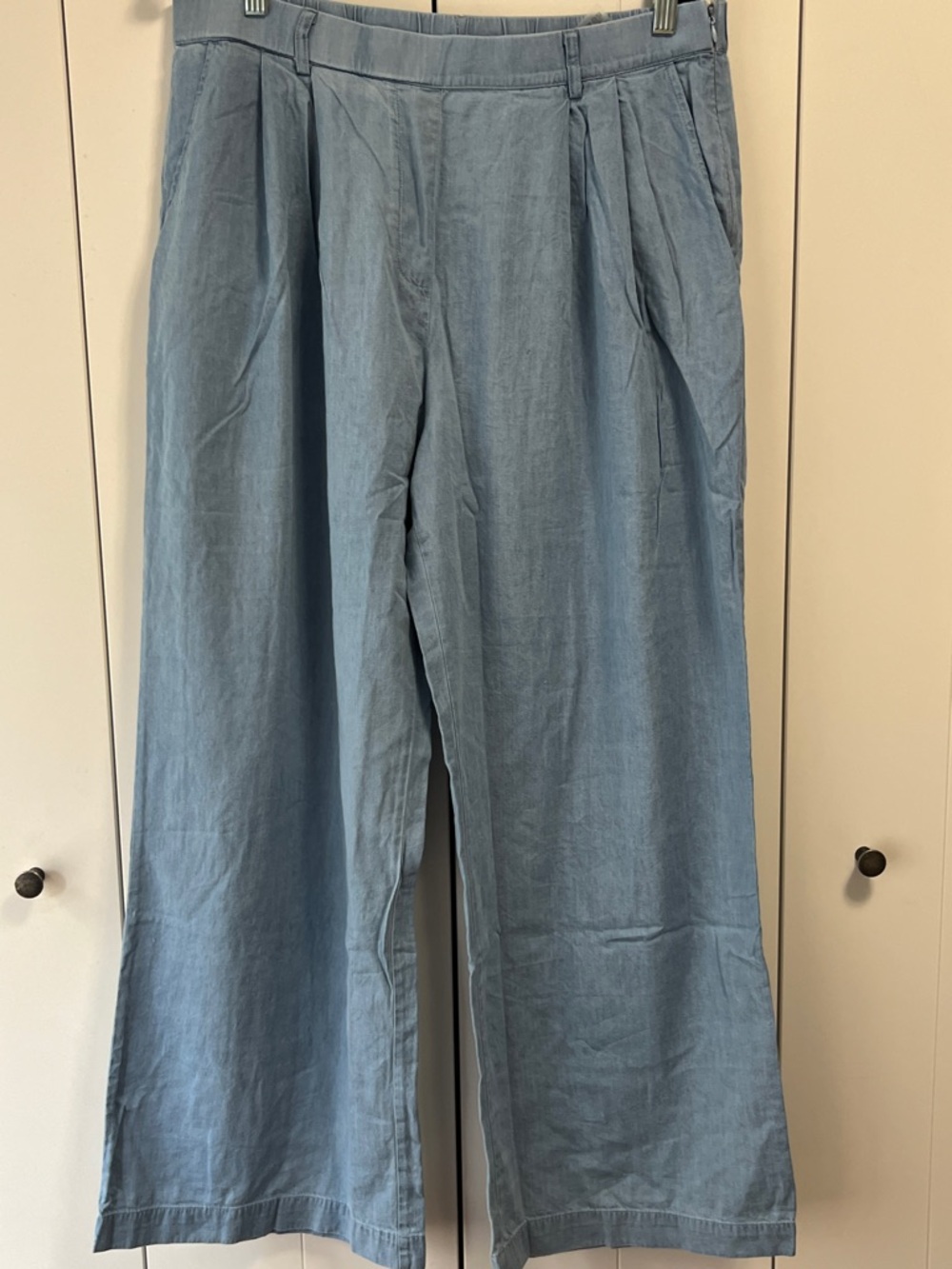 GREY chambray Wideleg light denim jeans XL